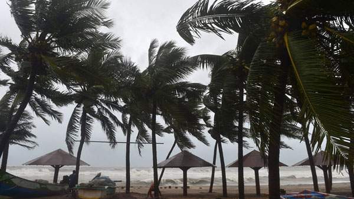 இன்று வங்கக் கடலில்
உருவாகிறது புயல் சின்னம்